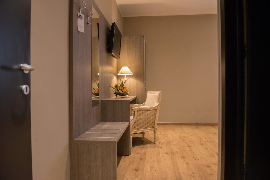 Albergo Grappolo D'Oro Montebelluna Buitenkant foto