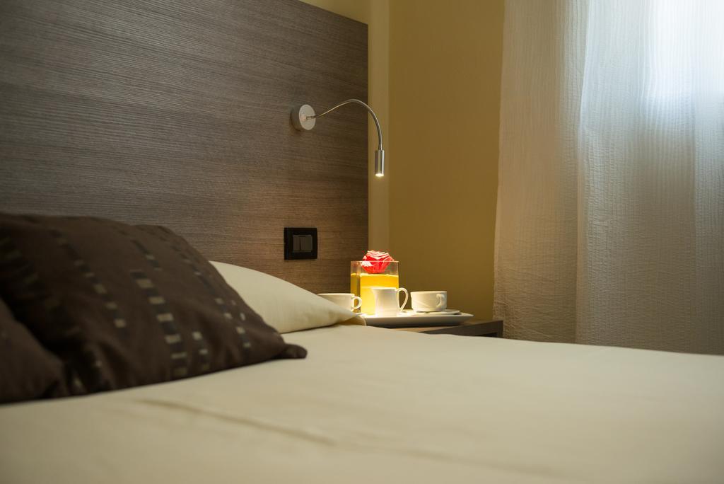 Albergo Grappolo D'Oro Montebelluna Buitenkant foto