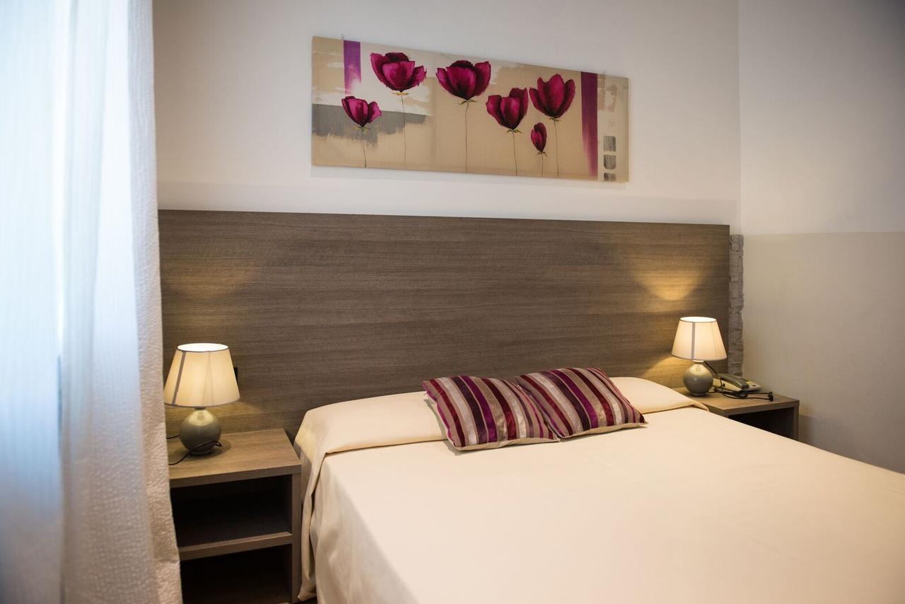 Albergo Grappolo D'Oro Montebelluna Buitenkant foto